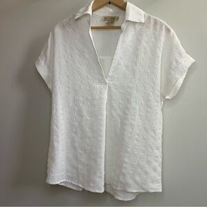Davina White Short Sleeve Top V-neck blouse popover top